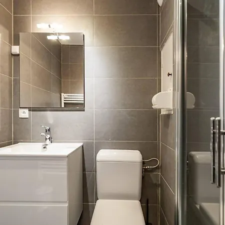 Apartment Fonctionnel 16m² A Mottaret - Proche Pistes Et Commerces, Parfait Pour 2 Personnes - Fr-1-355-21 *